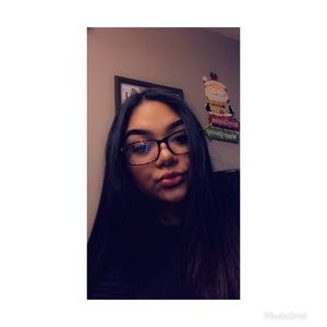 Meet your Posher, Jeanette